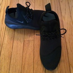 Men’s Nike sneakers